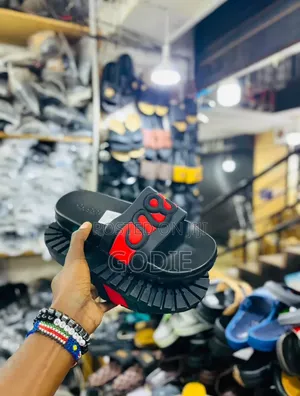 Unisex Comfort Slides Often Referred to as "Dapadan" or "Gucci" Slides