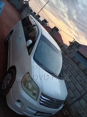 Toyota Noah 2.0 AWD (8 Seater) 2002 White