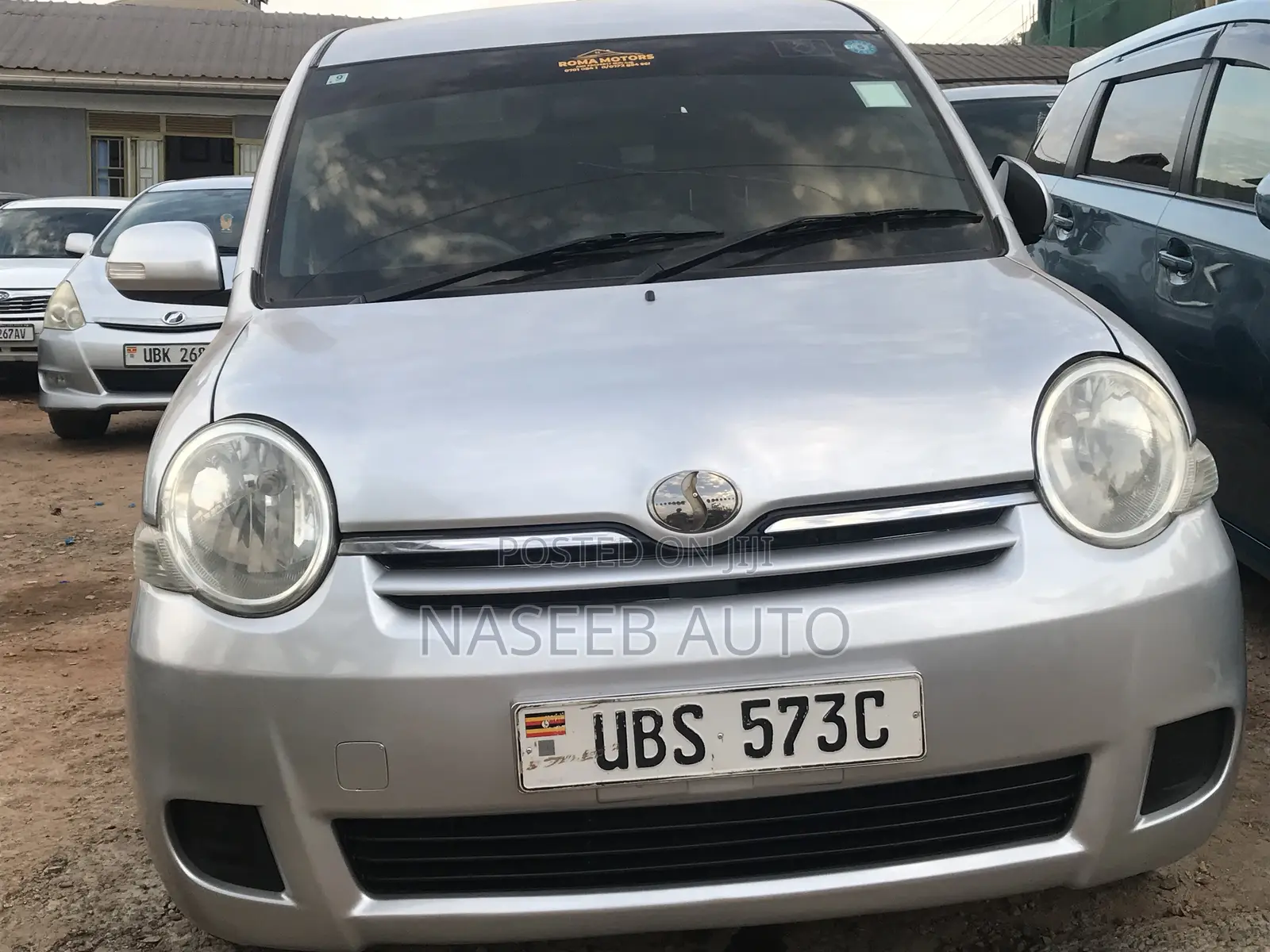 Toyota Sienta 2008 Silver