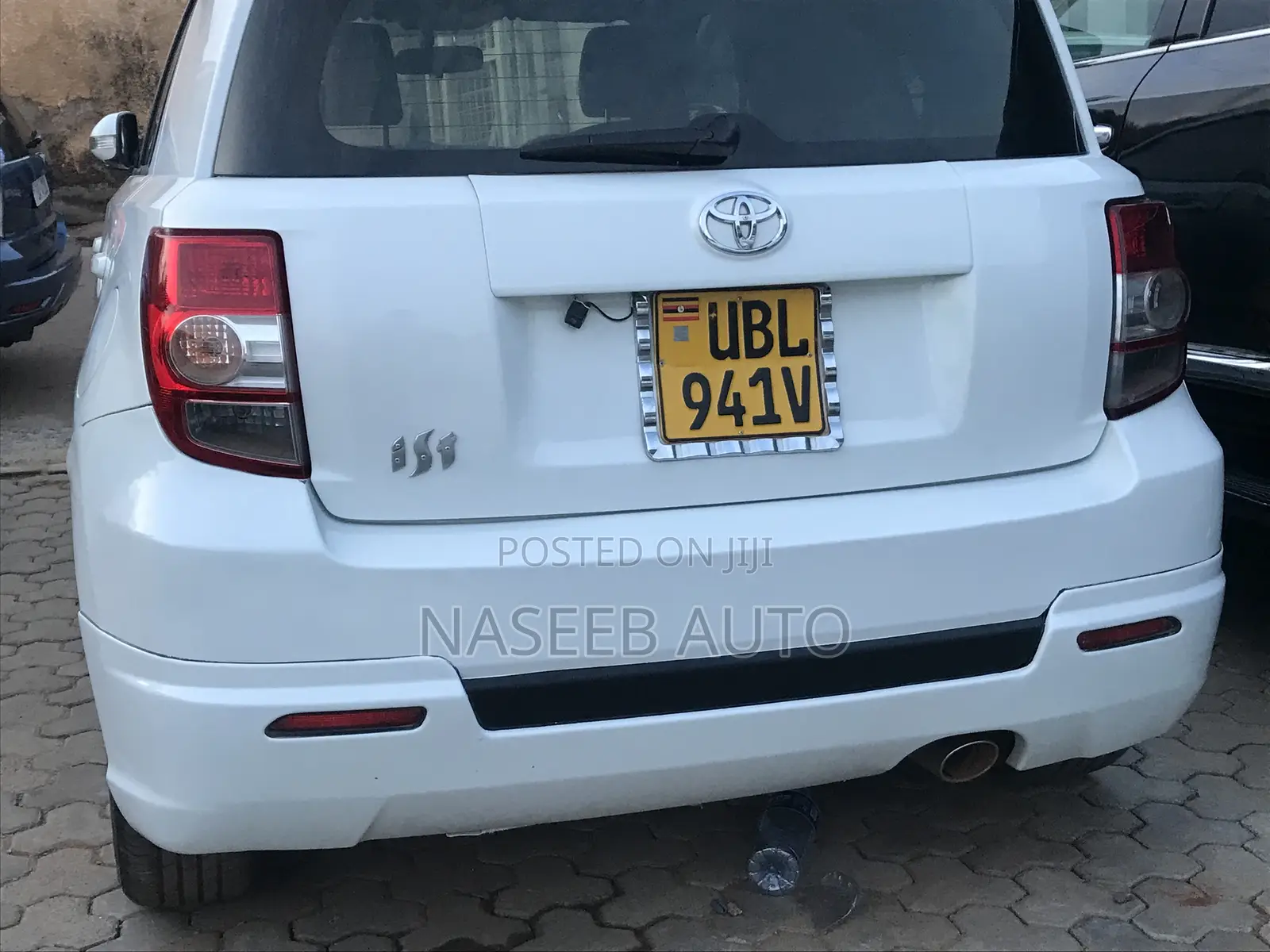 Toyota IST 2008 White