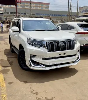 Toyota Land Cruiser Prado 2.7 2018 White