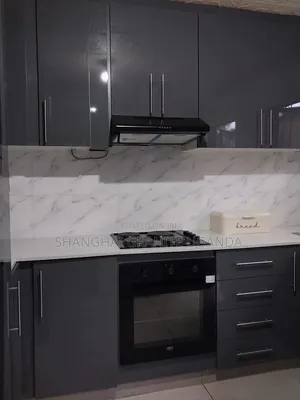 White Quartz Kitchen Worktop