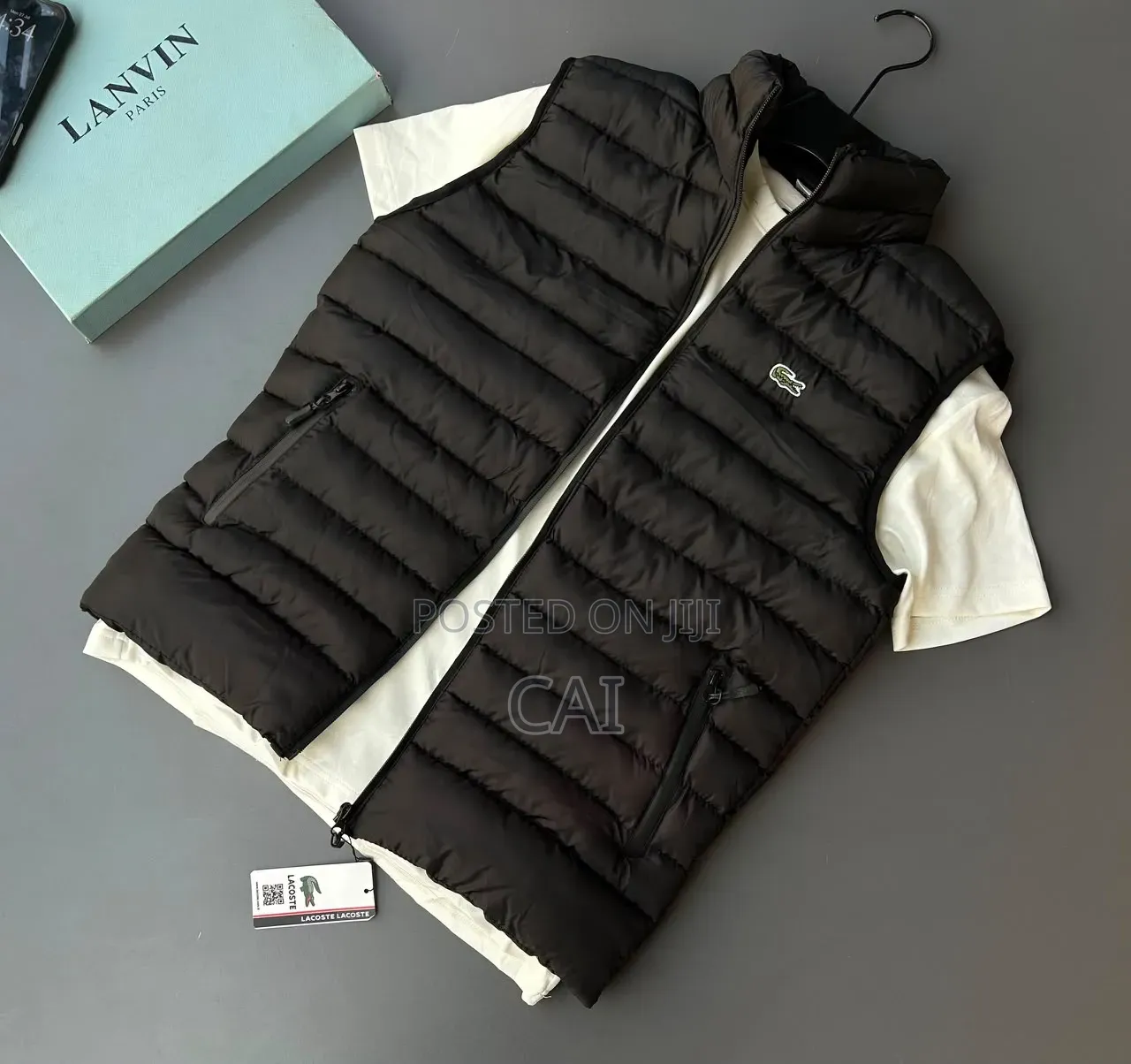 Sleek Layer Puffer Vests, Half Jacket