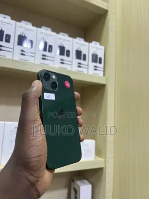 Apple iPhone 13 128 GB Green