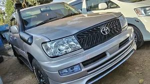 Toyota Land Cruiser 2004 Silver