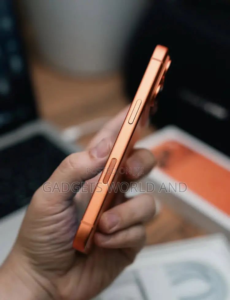 New Apple iPhone 17 Pro Max 2 TB Orange