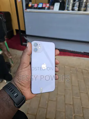 Apple iPhone 11 64 GB Purple