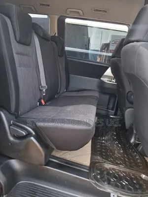 Toyota Noah 2013 Black