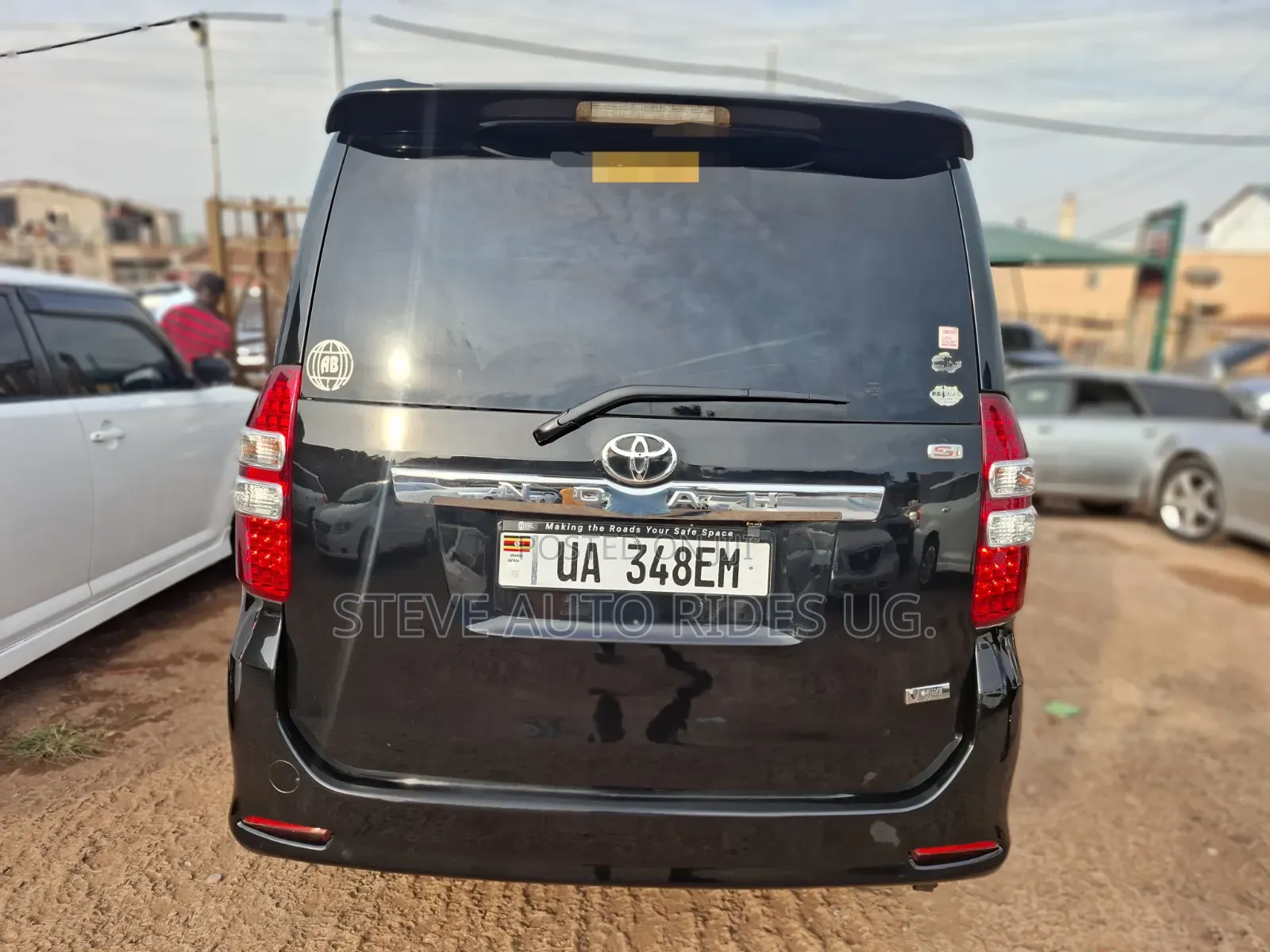 Toyota Noah 2013 Black