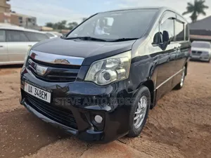 Toyota Noah 2013 Black