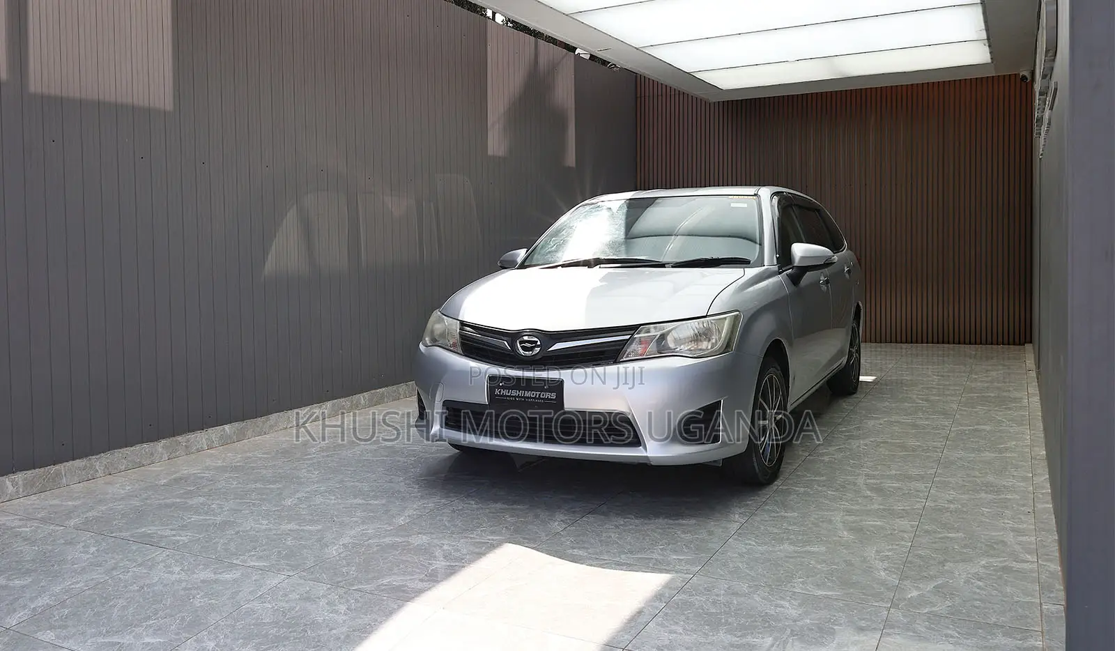 Toyota Corolla Fielder 2013 Silver