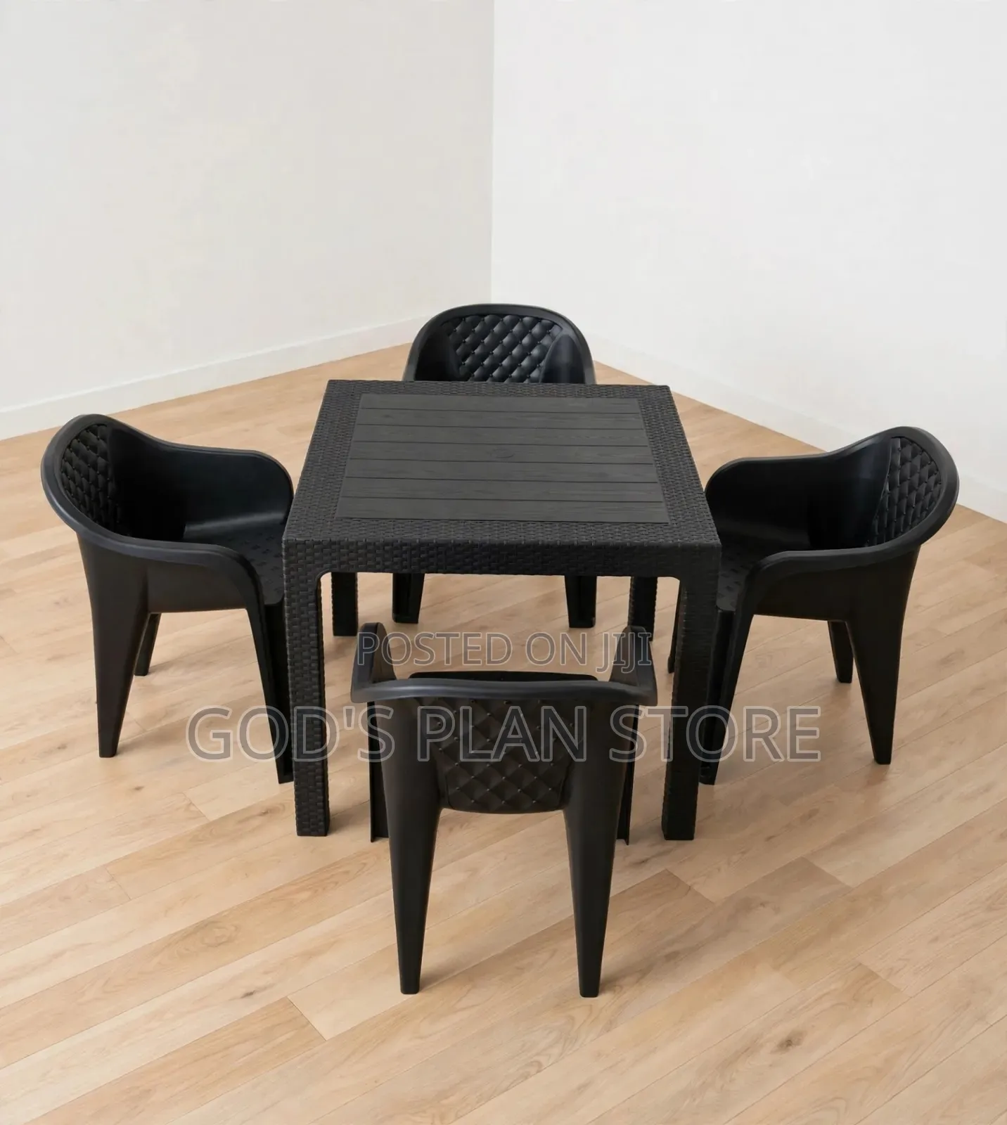 Weather Resistant Plastic Table and Chairs Plastic Table and Chairs