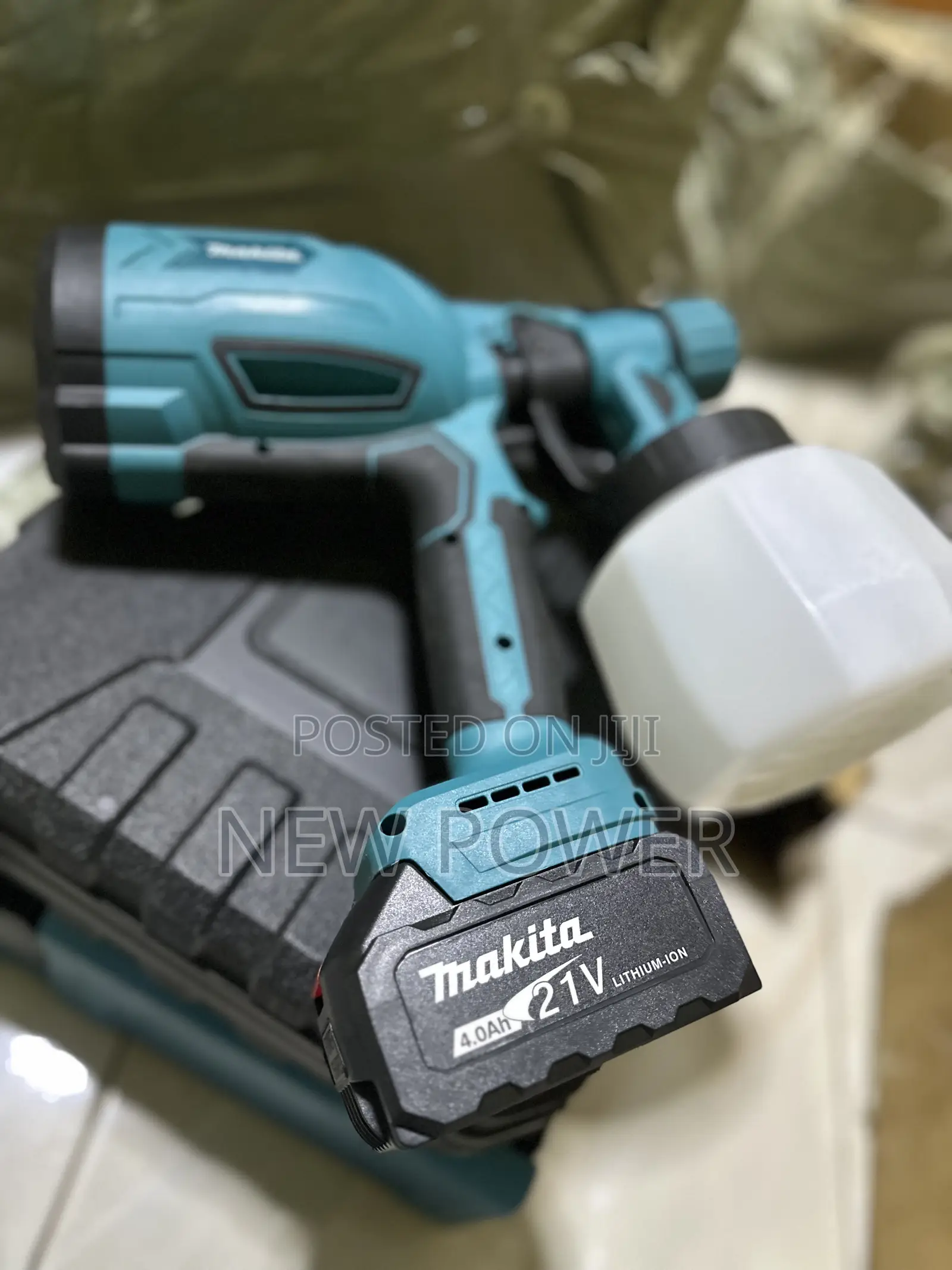 1l Makita Rechargeable Spray Gun