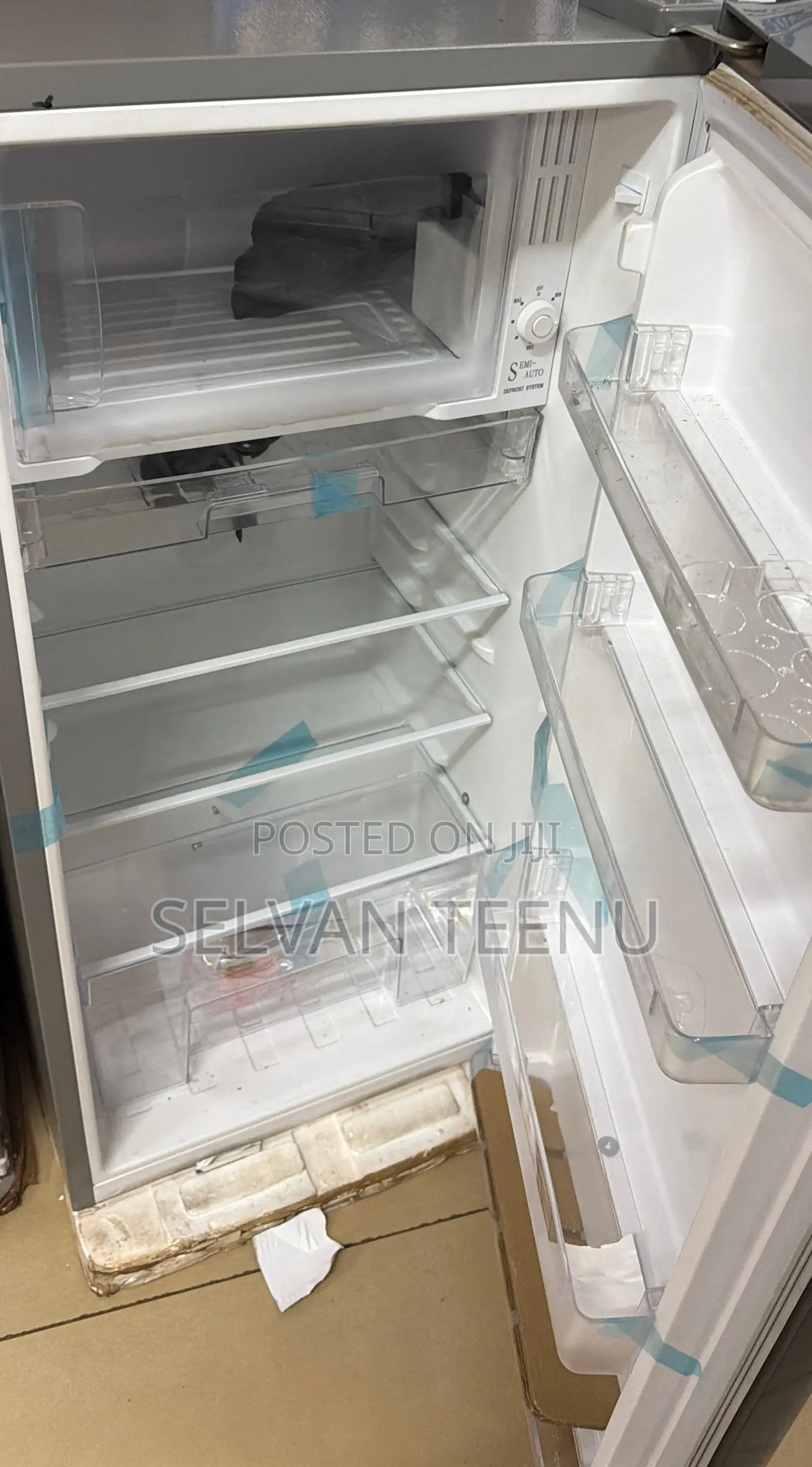 Fridge 200L