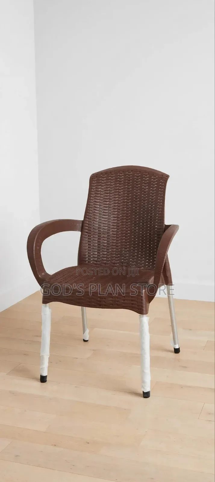 Frond Steel Legs Plastic Chairs Plastic Chairs