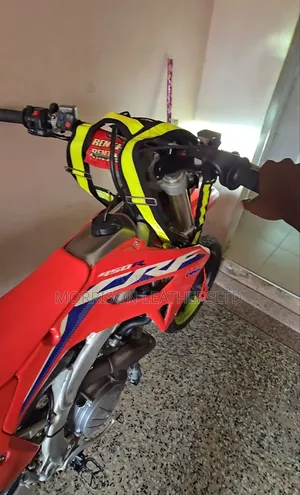 Honda 2022 Red