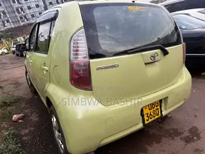 Toyota Passo 2006 Yellow