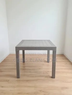 Square Gray Rattan Plastic Table Plastic Table 4people