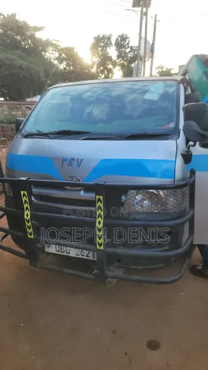 Toyota HiAce 2018 Grey