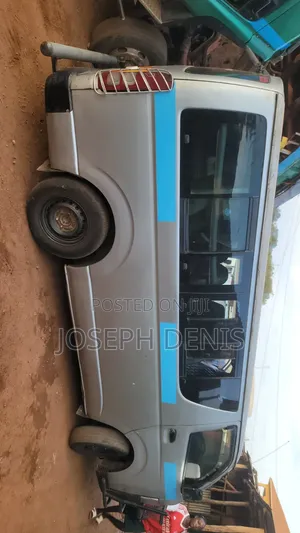 Toyota HiAce 2018 Grey