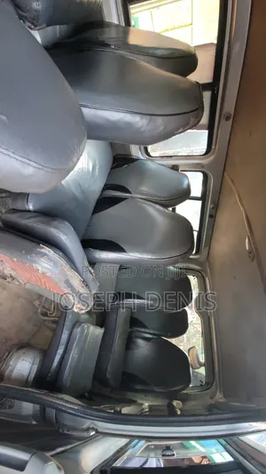 Toyota HiAce 2018 Grey
