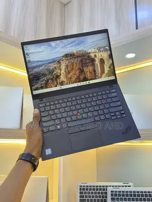 Laptop Lenovo ThinkPad X1 Carbon 16GB Intel Core i7 SSD 256GB