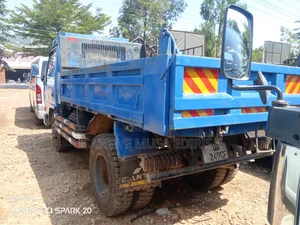 Isuzu 4 B E 1