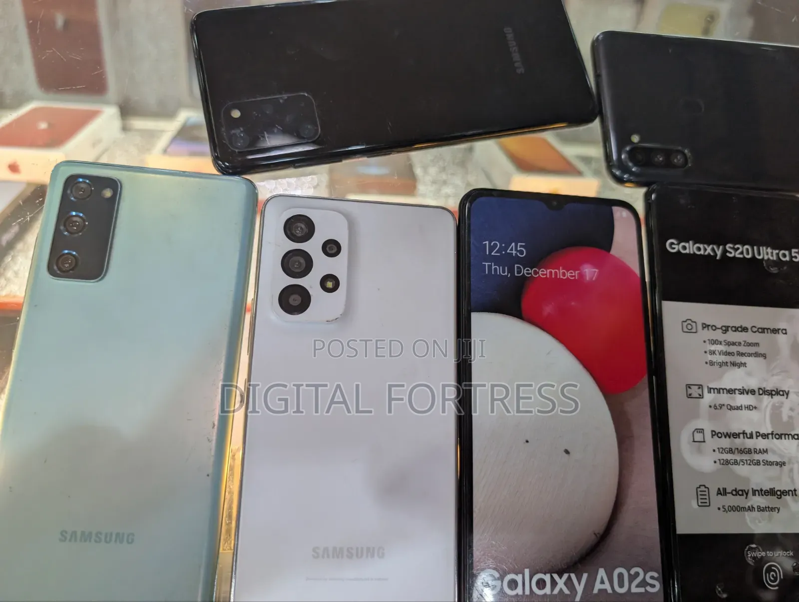 Retail Display Phone Clones