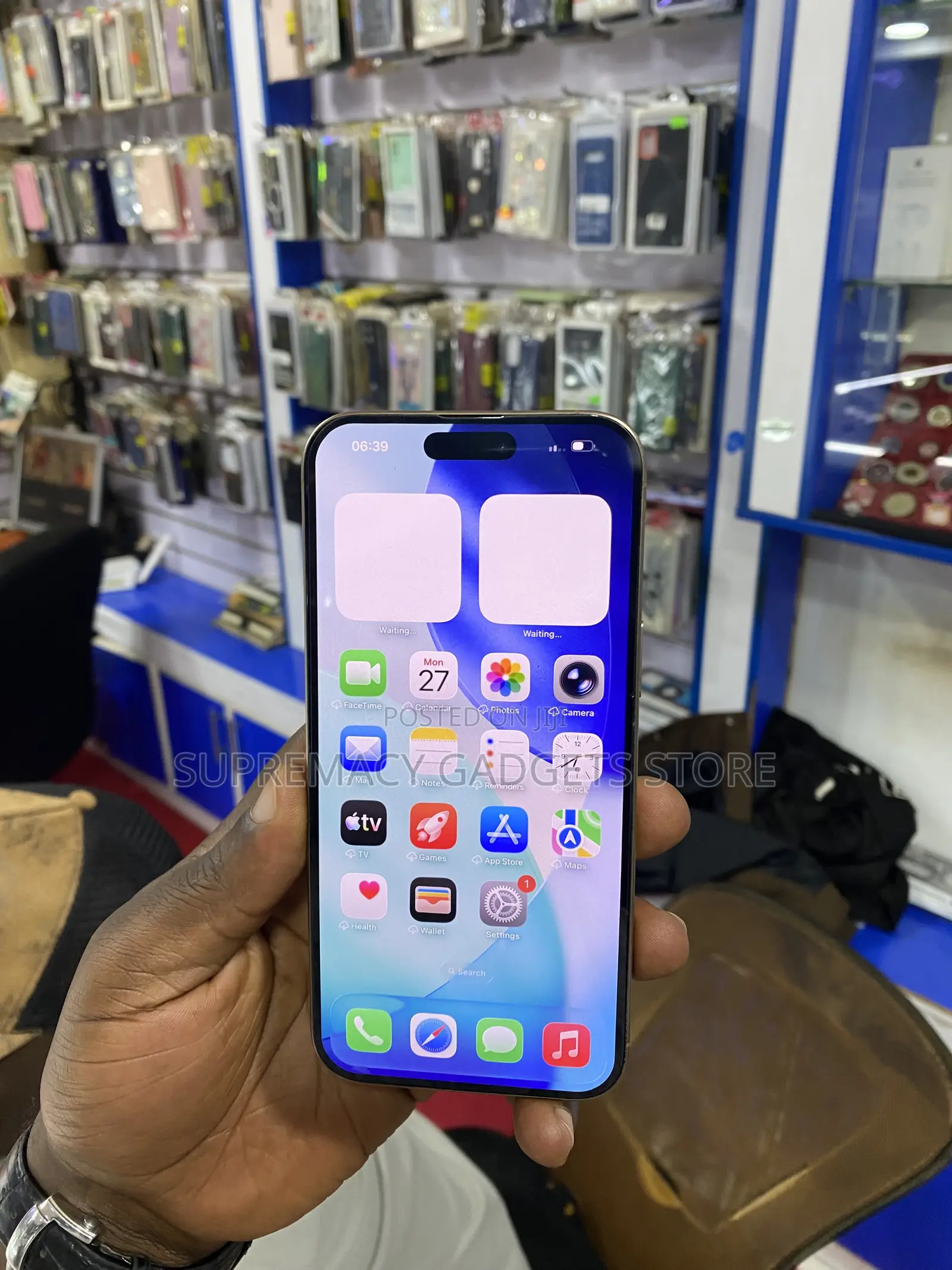 Apple iPhone 16 Pro Max 256 GB Gold