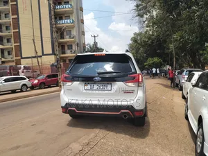Subaru Forester 2018 White