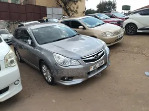 Subaru Legacy 2010 Silver