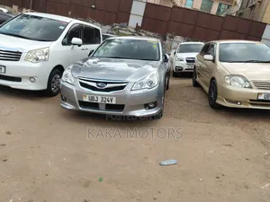 Subaru Legacy 2010 Silver