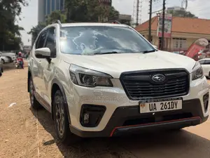 Subaru Forester 2018 White