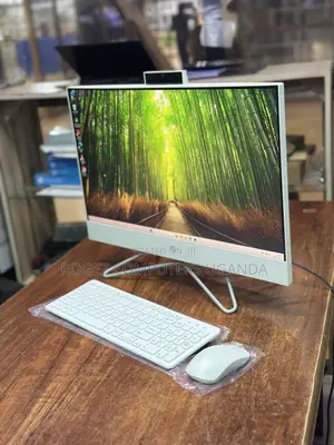 New HP ProOne 240 G10 All-in-One 8GB Intel Core i7 SSD 256GB