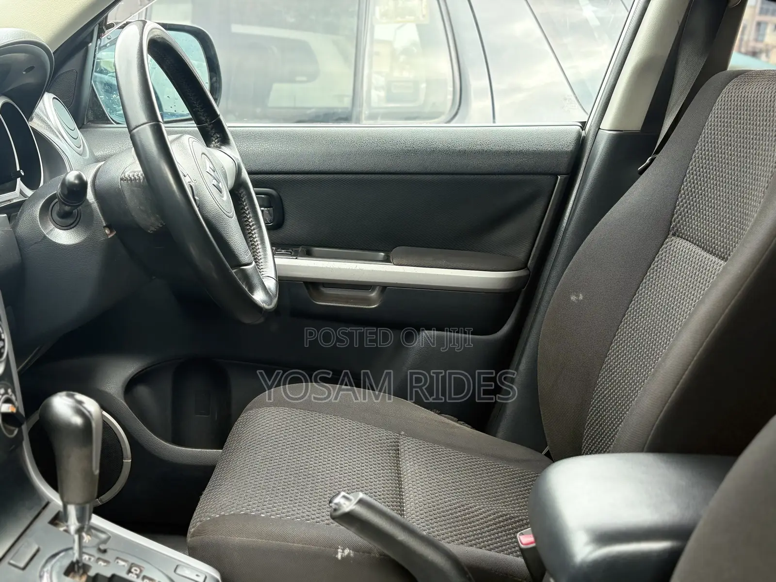Suzuki Escudo 2010 Silver