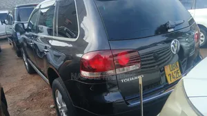 Volkswagen Touareg 2009 Black