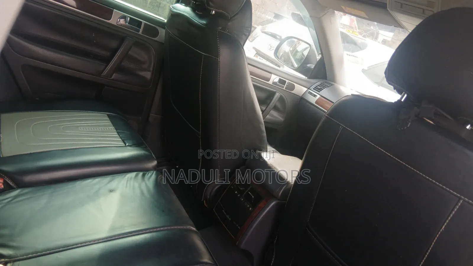 Volkswagen Touareg 2009 Black
