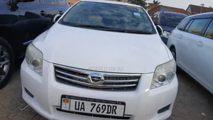 Toyota Axio 2010 White