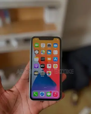 Apple iPhone 11 64 GB White