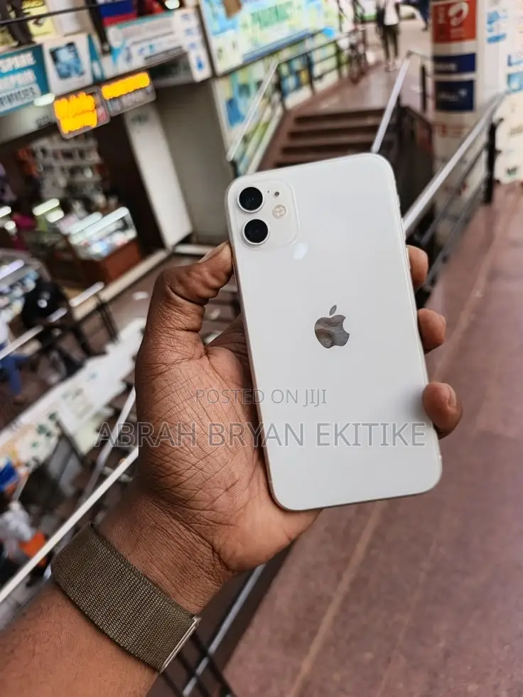 Apple iPhone 11 64 GB White
