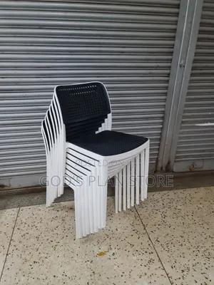 Plia Plastic Chairs Plastic Chairs for Cafe Dining
