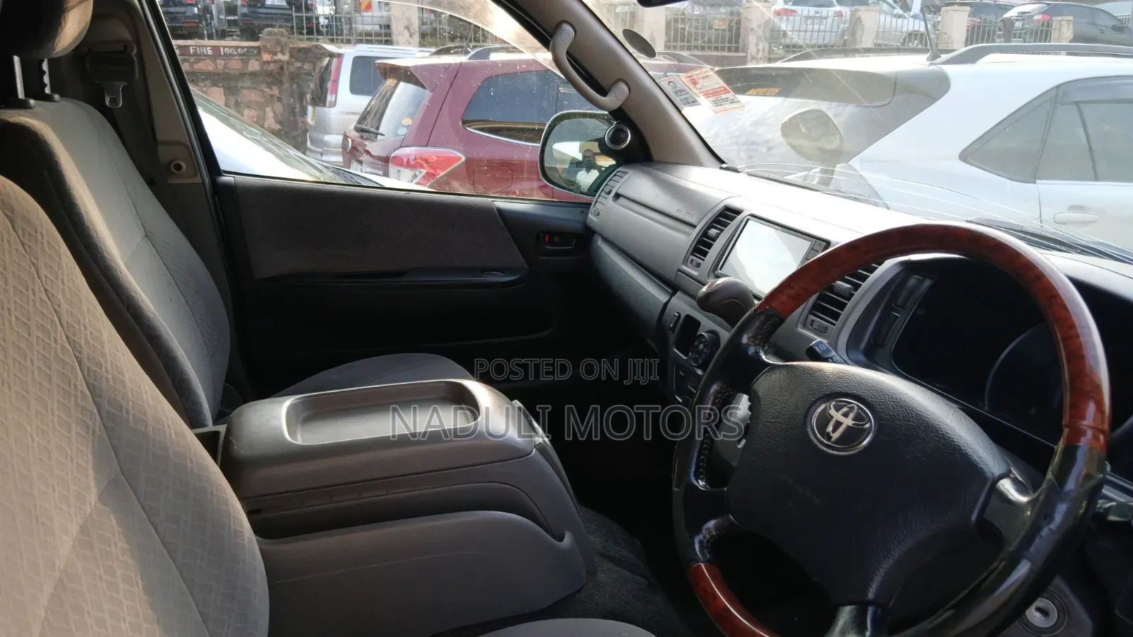 Toyota HiAce 2012 Black