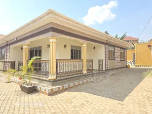 4bdrm House in Nansana, Central Division for sale