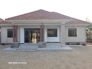 4bdrm House in Matugga, Central Division for sale