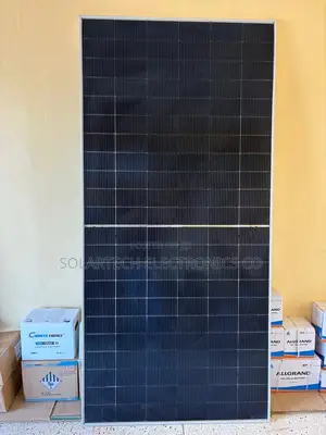 Powerful 600W Monocrystalline Solar Panel 48 Volt 4 Battery Charging