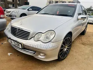 Mercedes-Benz C200 2004 Silver