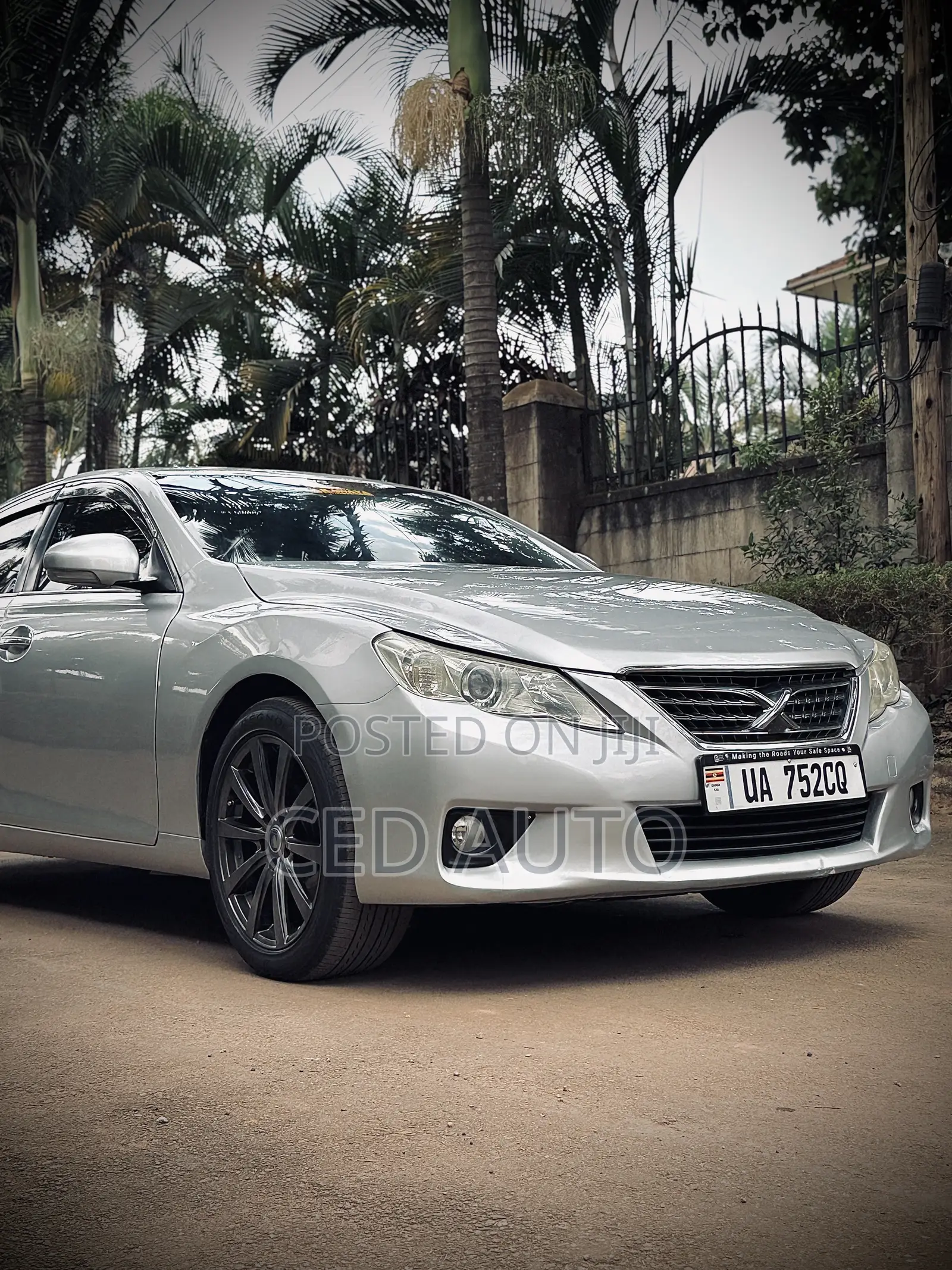 Toyota Mark X 2010 Silver