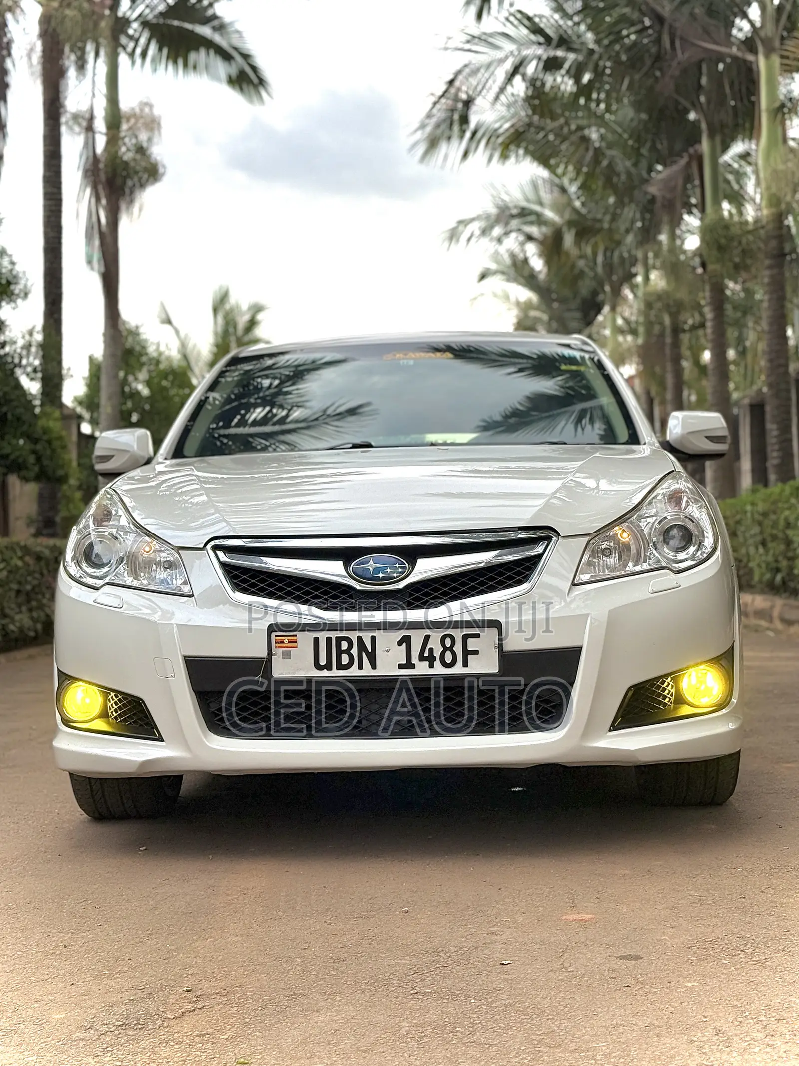 Subaru Legacy 2011 White