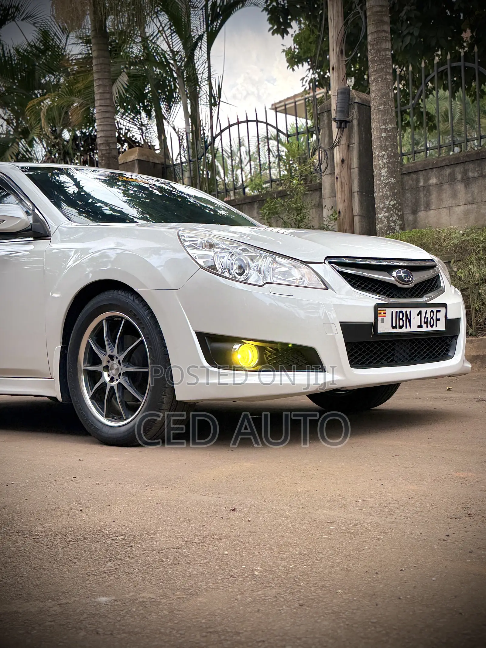 Subaru Legacy 2011 White