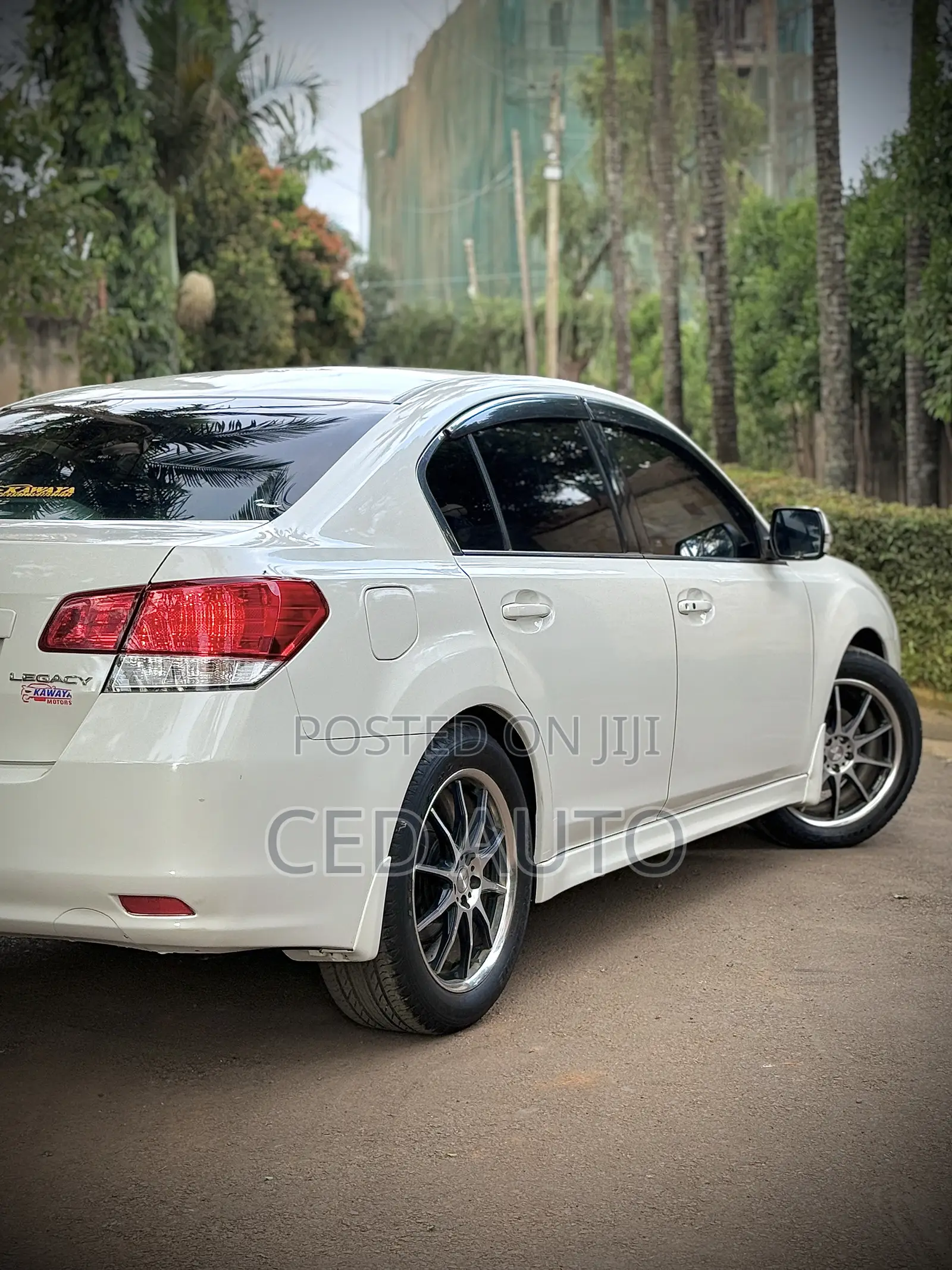 Subaru Legacy 2011 White